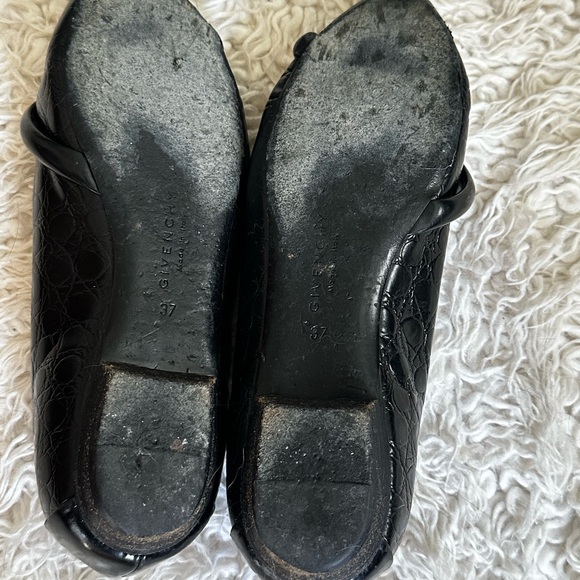 Givenchy Black Women's Loafers - Picture 4 of 6